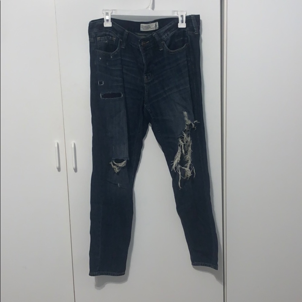 Abercrombie & Fitch boyfriend straight jean
